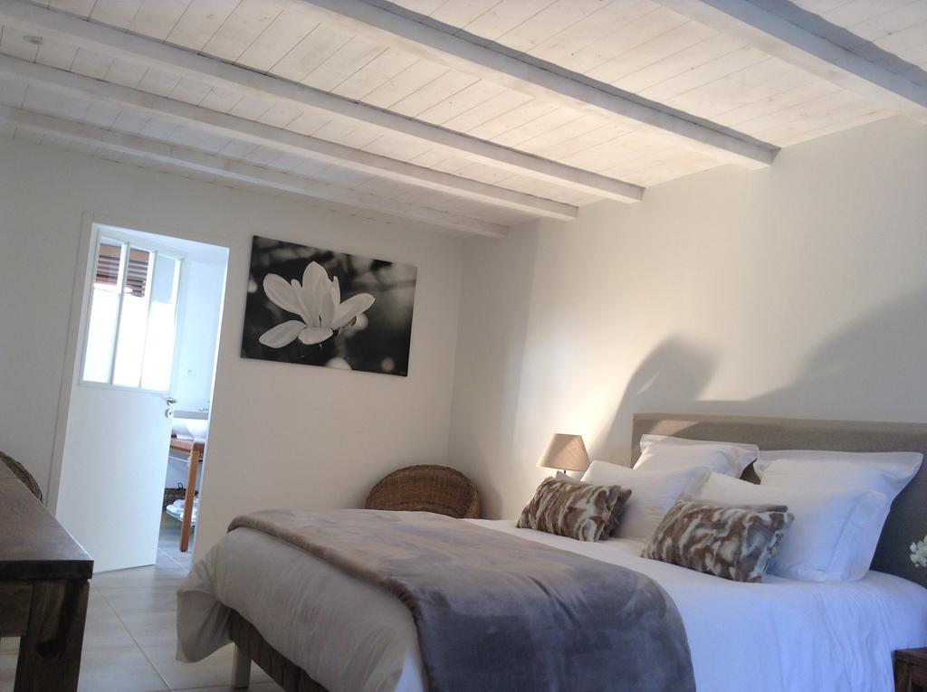 La Grange D'Aunis Bed and Breakfast Aigrefeuille-dʼAunis Værelse billede